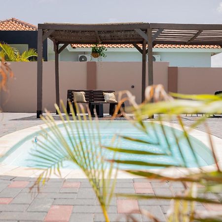 וילמסטאד Av Curacao - Centrally Located Spacious Apartment מראה חיצוני תמונה
